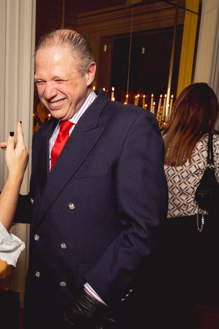  - Aline Hazarian ouvre les portes de son appartement parisien le temps d’un cocktail organisé par Jacqueline Terrebonne and Benoist F. Drut