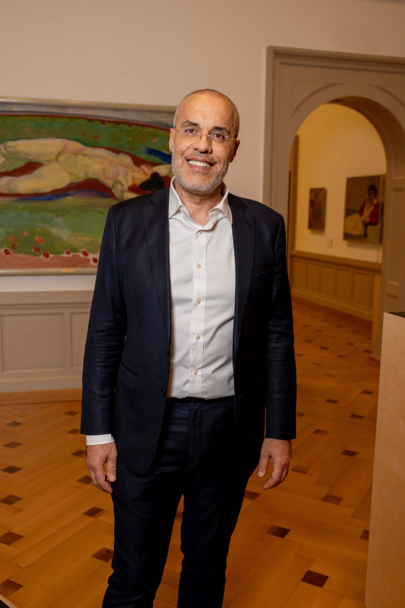  - Carol Bove Delves Deep into Geneva’s History with “La Genevoise”