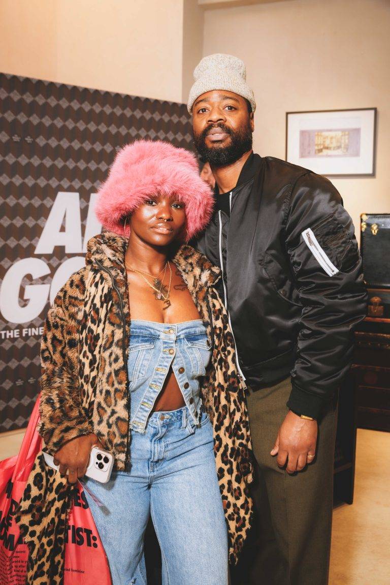  - Michael Dupouy célèbre « ALL GONE 2024 » le temps d’une dédicace chez Au Depart