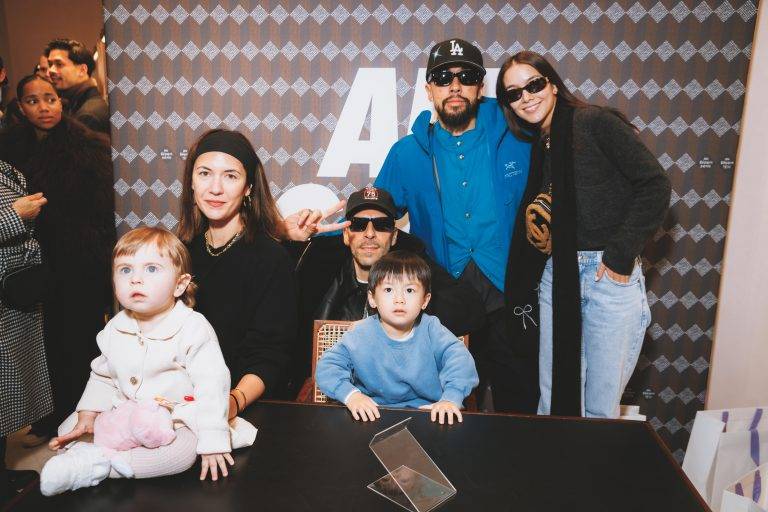  - Michael Dupouy célèbre « ALL GONE 2024 » le temps d’une dédicace chez Au Depart