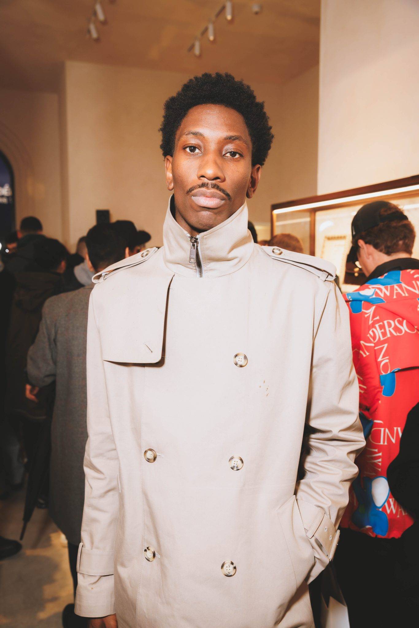  - Michael Dupouy célèbre « ALL GONE 2024 » le temps d’une dédicace chez Au Depart