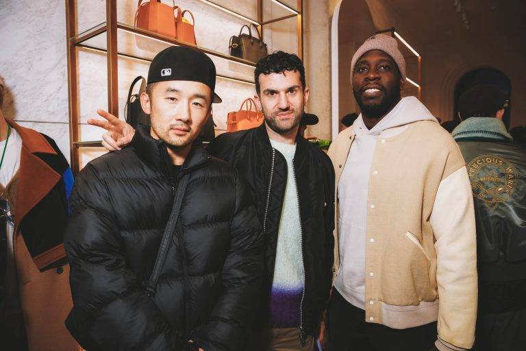  - Michael Dupouy célèbre « ALL GONE 2024 » le temps d’une dédicace chez Au Depart