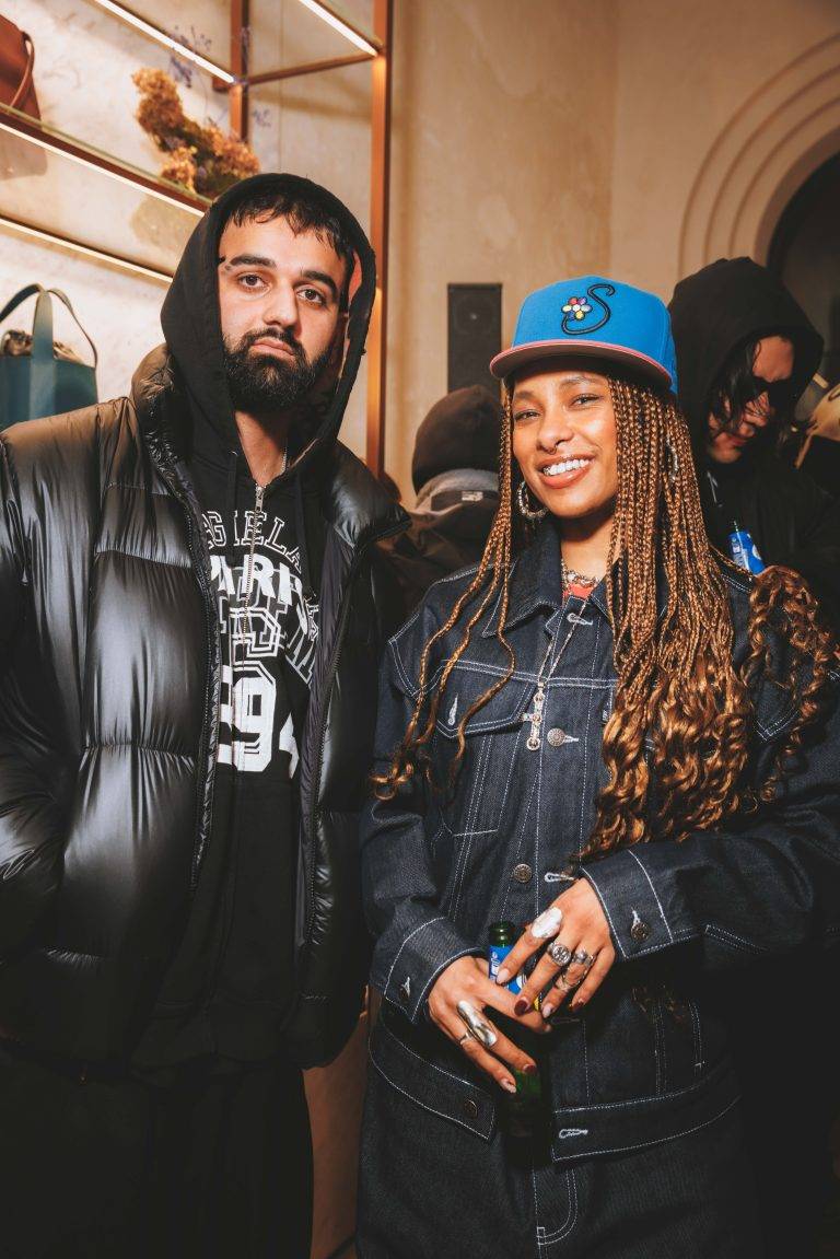  - Michael Dupouy célèbre « ALL GONE 2024 » le temps d’une dédicace chez Au Depart