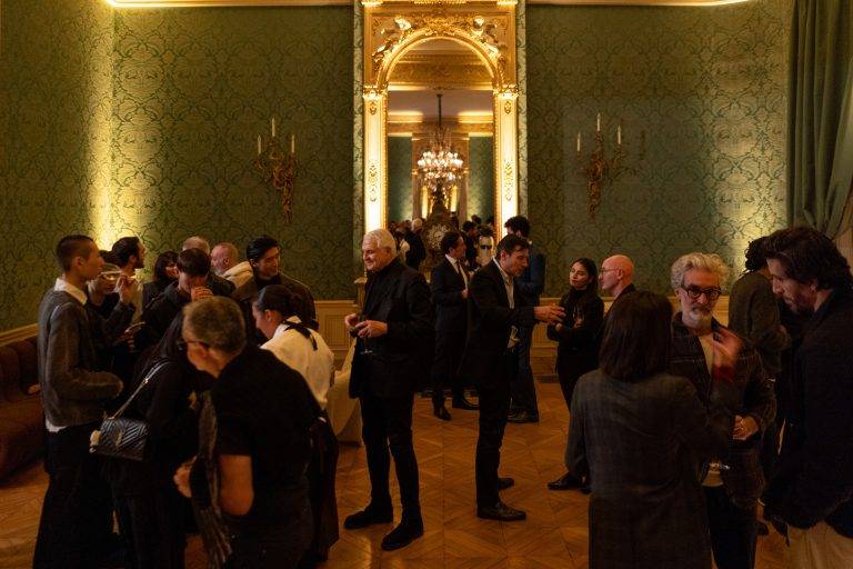 Berluti fête 130 ans d’élégance remarquable à la fondation Simone et Cino Del Duca