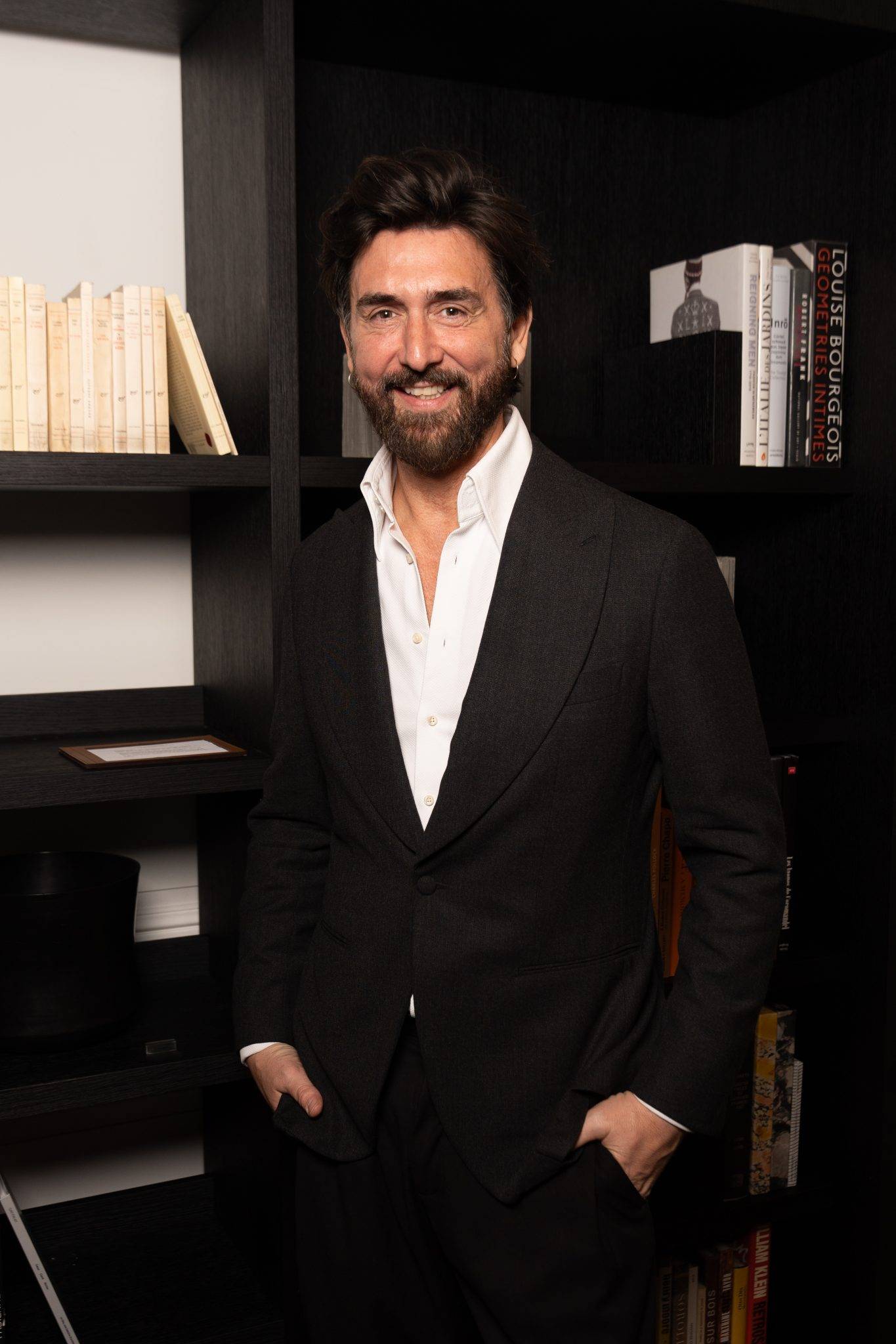  - Liaigre présente sa nouvelle bibliothèque en collaboration avec Gaëlle Lauriot-Prévost et Dominique Perrault