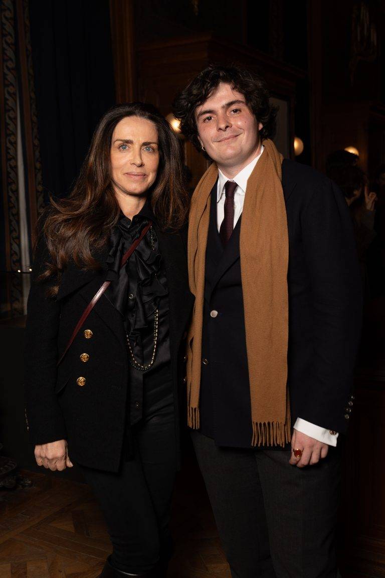  - Edgar Jayet réinvente la “lampe bouillotte”, patrimoine historique de la Maison Delisle