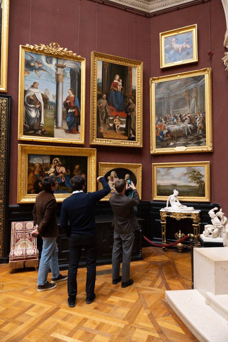 Edgar Jayet réinvente la “lampe bouillotte”, patrimoine historique de la Maison Delisle