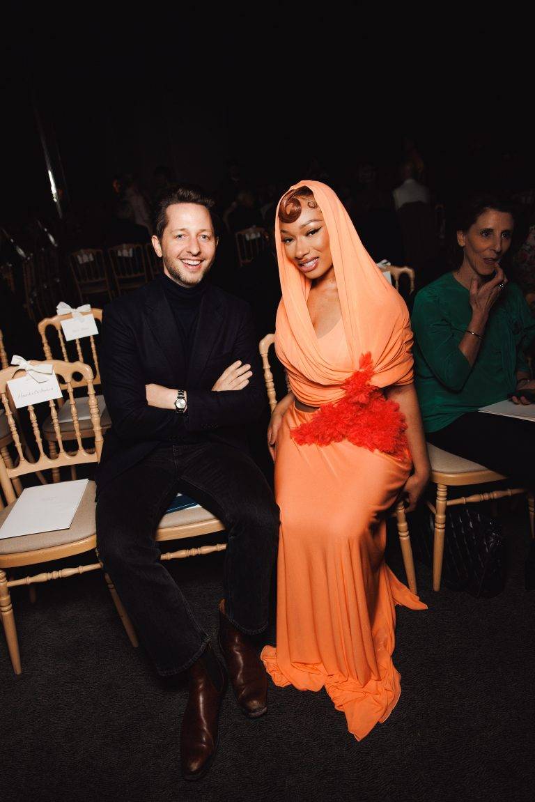  - Avec Giambattista Valli, le Maroc et l’Inde électrisent le chic parisien