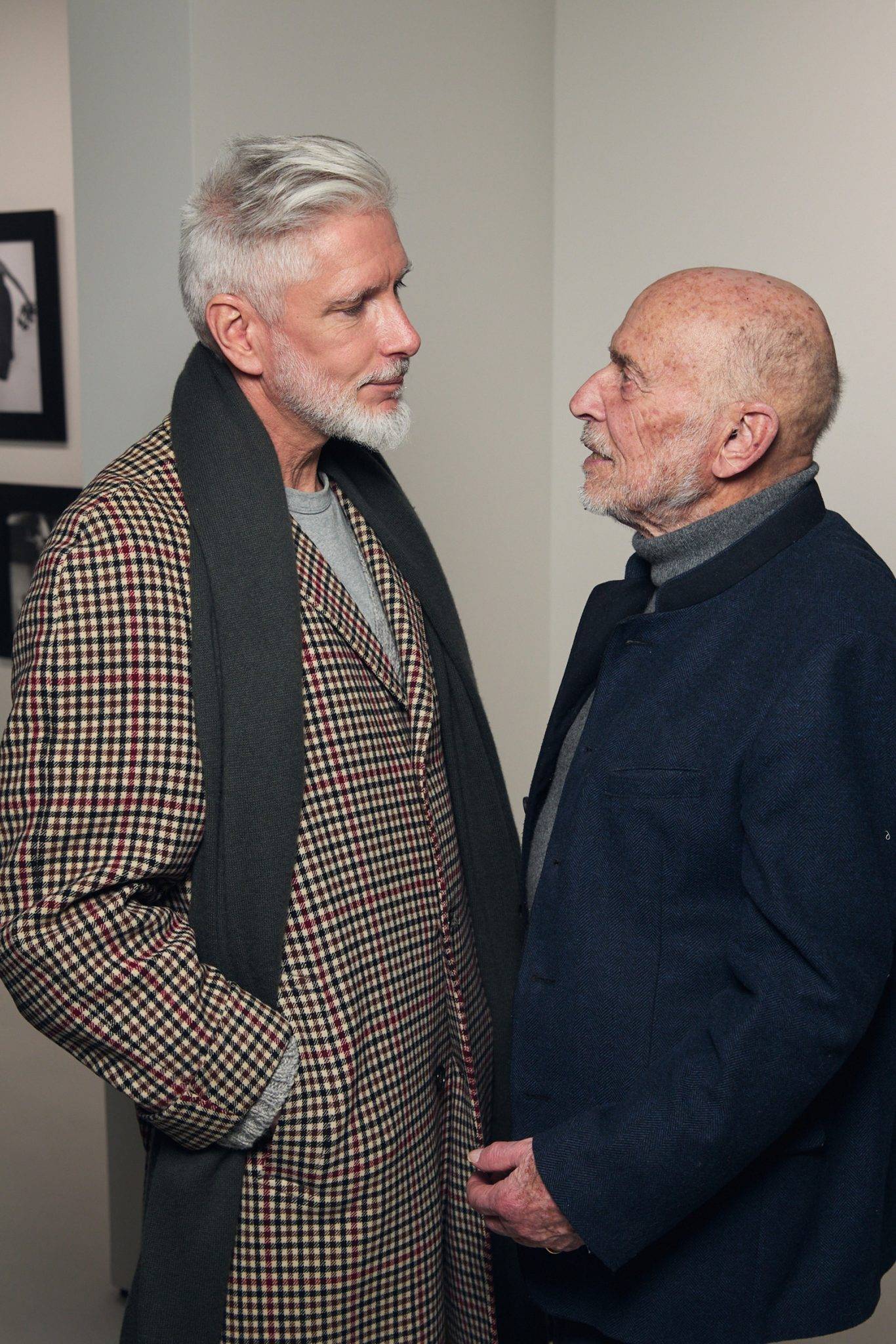  - For its Grand Opening, Oana Ivan Gallery Celebrates Peter Knapp’s Audacity