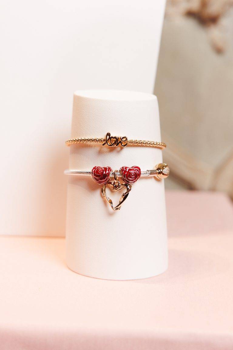 Pandora célèbre l’Amour et la Saint Valentin aux Archives Nationales