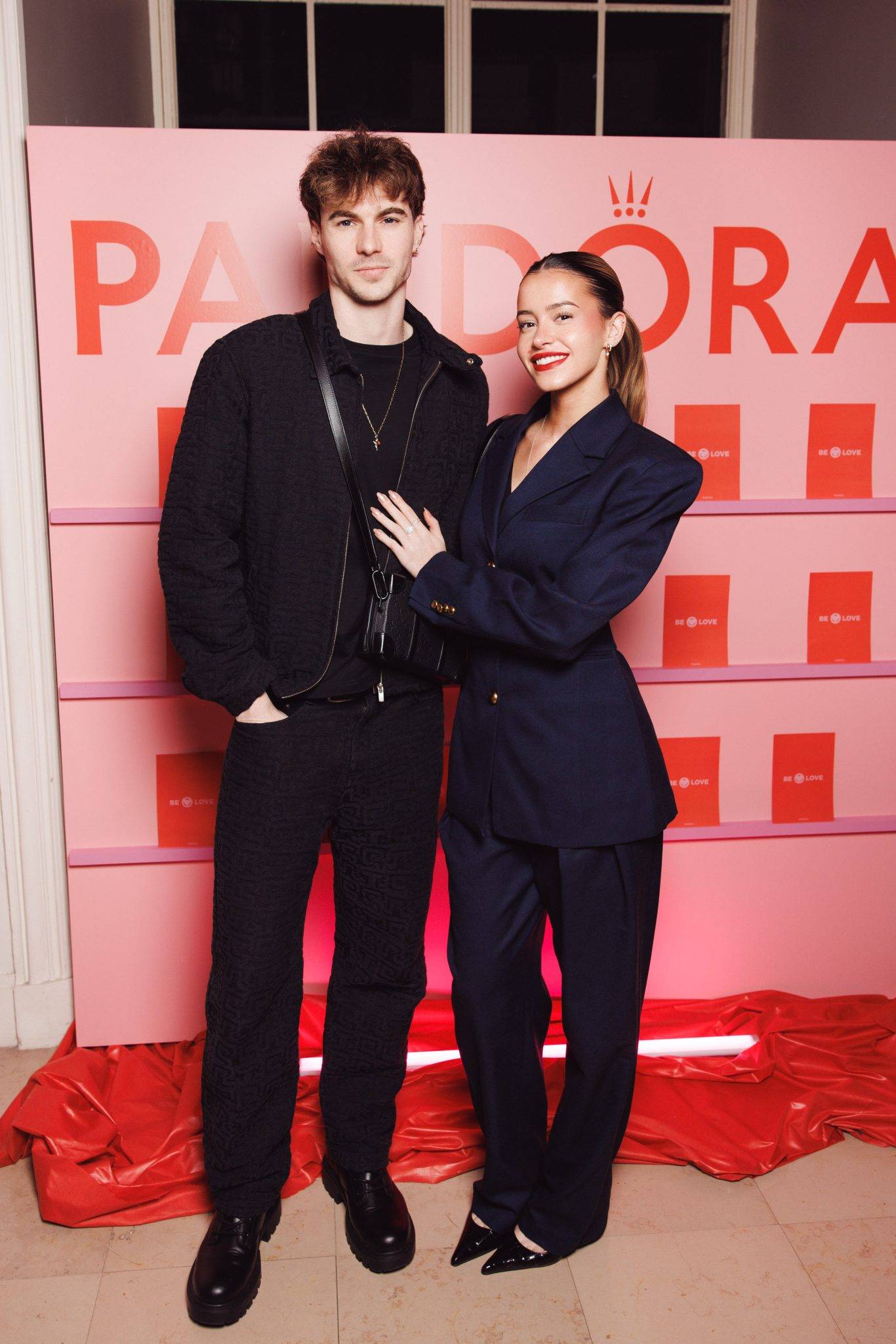  - Pandora Celebrates Love and Valentine’s Day at the Archives Nationales