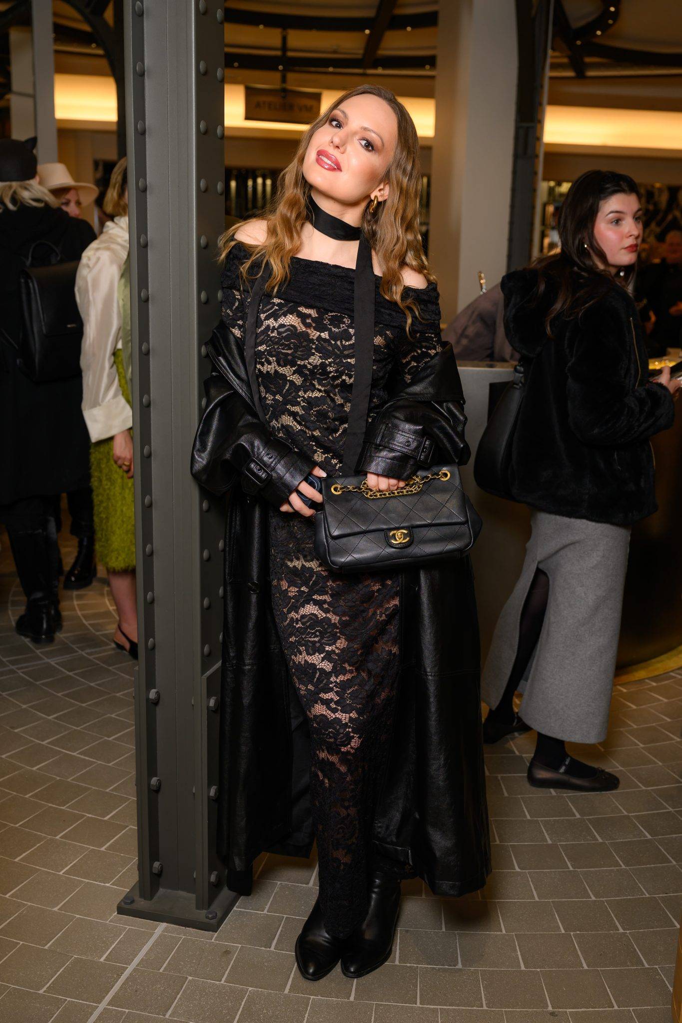  - AVGVST et Young Emperors s’associent le temps d’un Pop-Up signé Crosby Studios