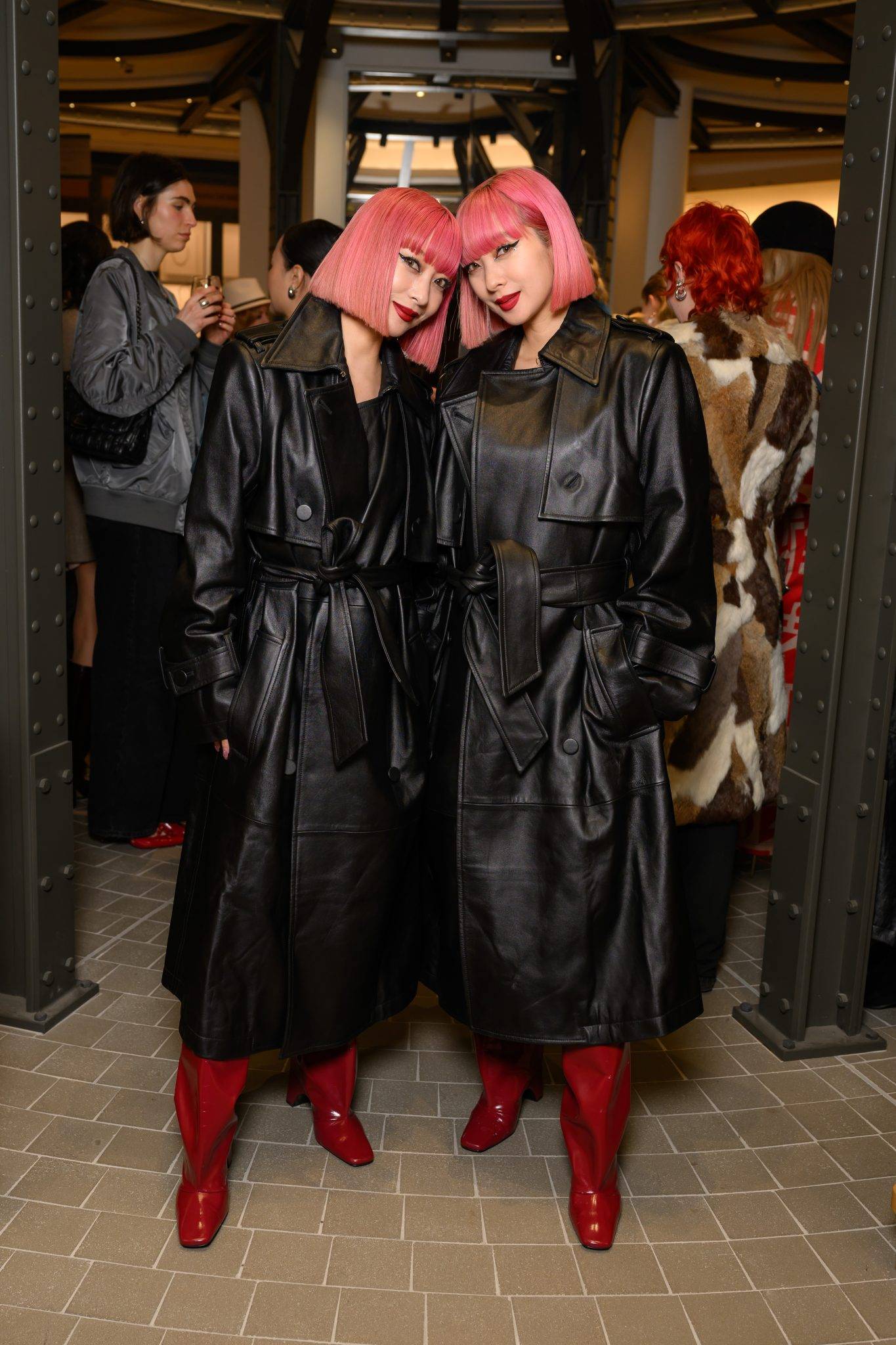  - AVGVST et Young Emperors s’associent le temps d’un Pop-Up signé Crosby Studios