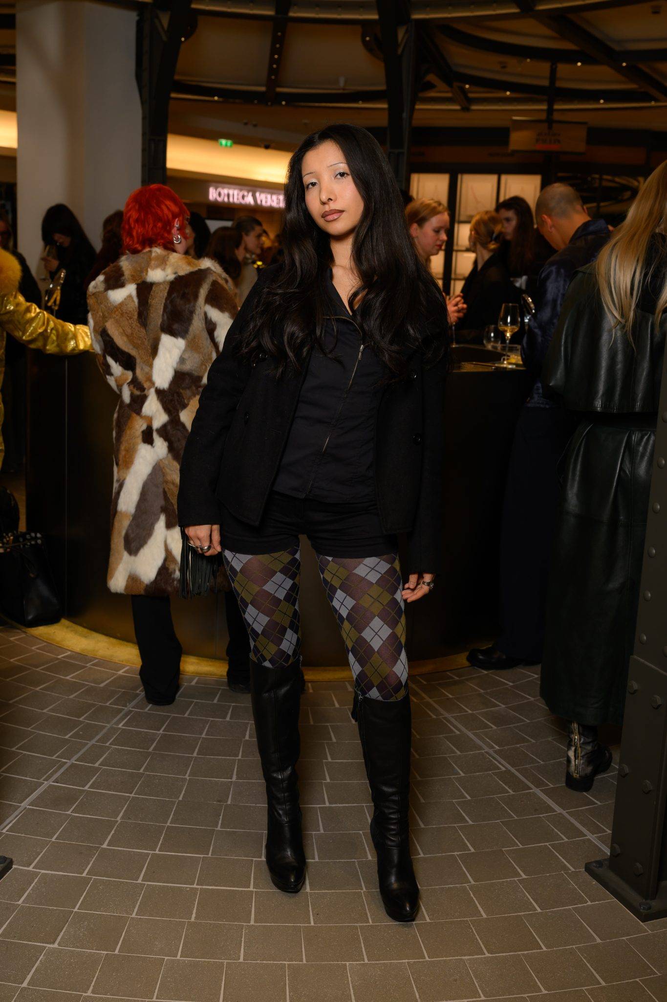  - AVGVST et Young Emperors s’associent le temps d’un Pop-Up signé Crosby Studios