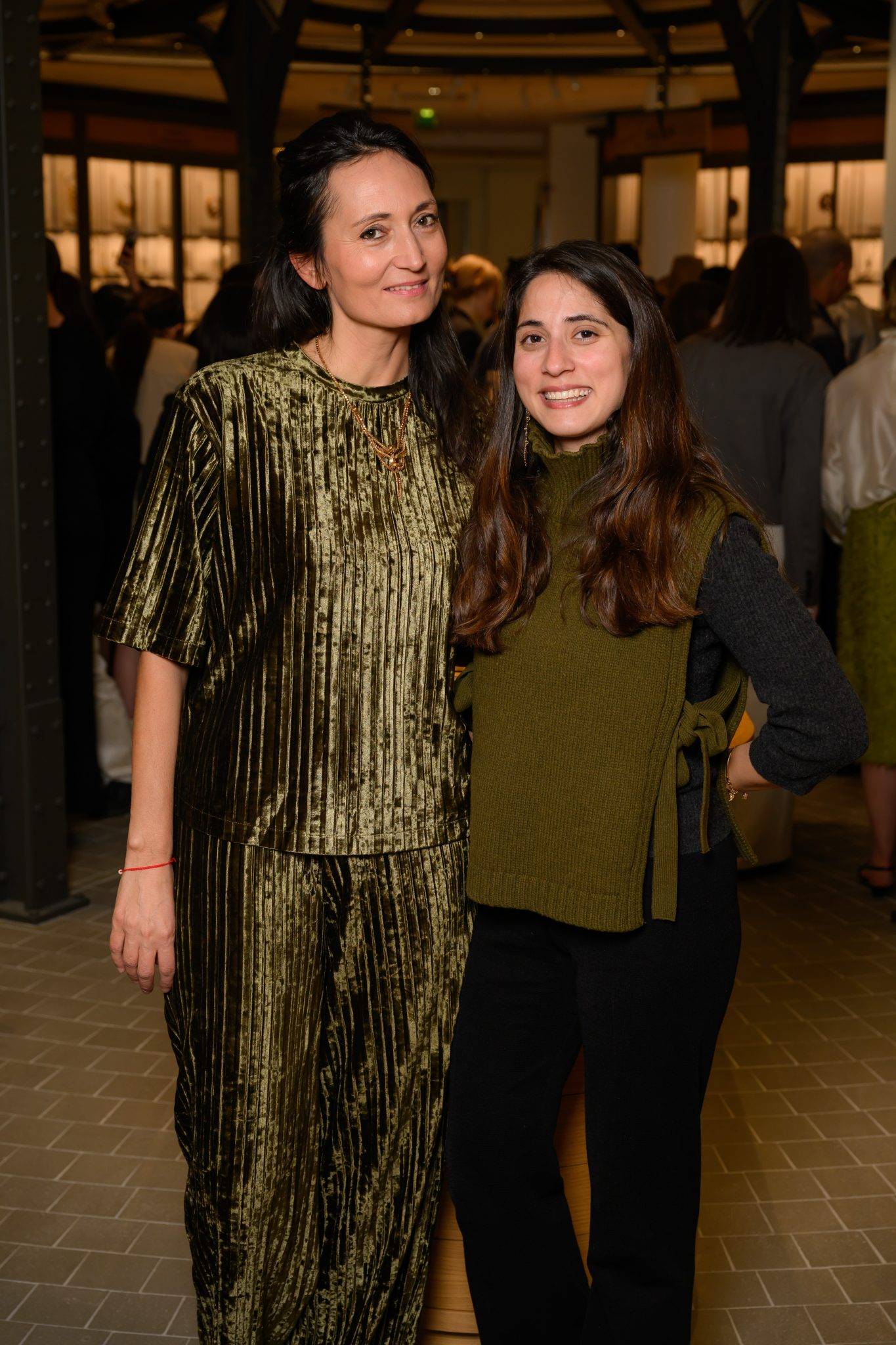  - AVGVST et Young Emperors s’associent le temps d’un Pop-Up signé Crosby Studios