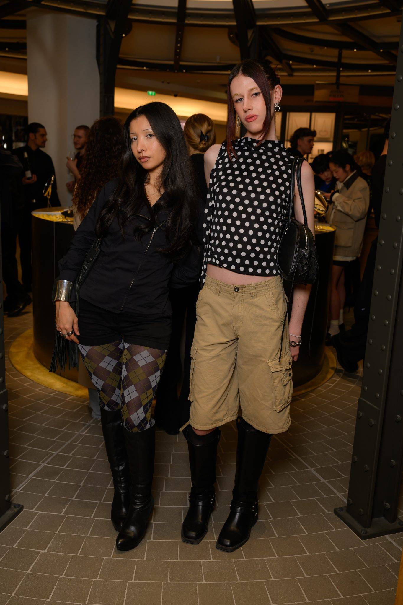  - AVGVST et Young Emperors s’associent le temps d’un Pop-Up signé Crosby Studios