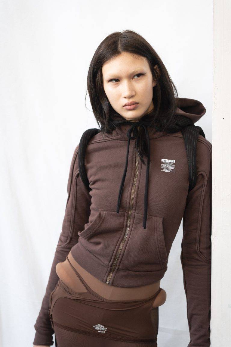 Le sens des proportions d’Ottolinger FW25 entre fourrure, technique et scarification