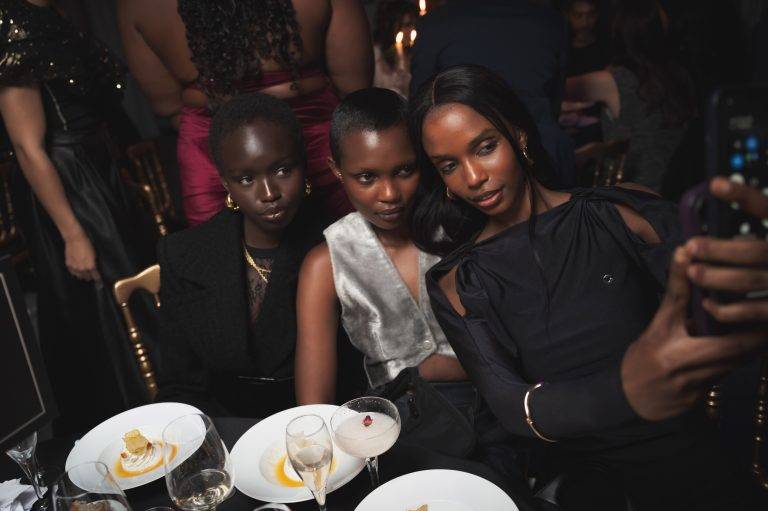  - Babeth Djian fait rimer élégance et solidarité au profit de son association AEM