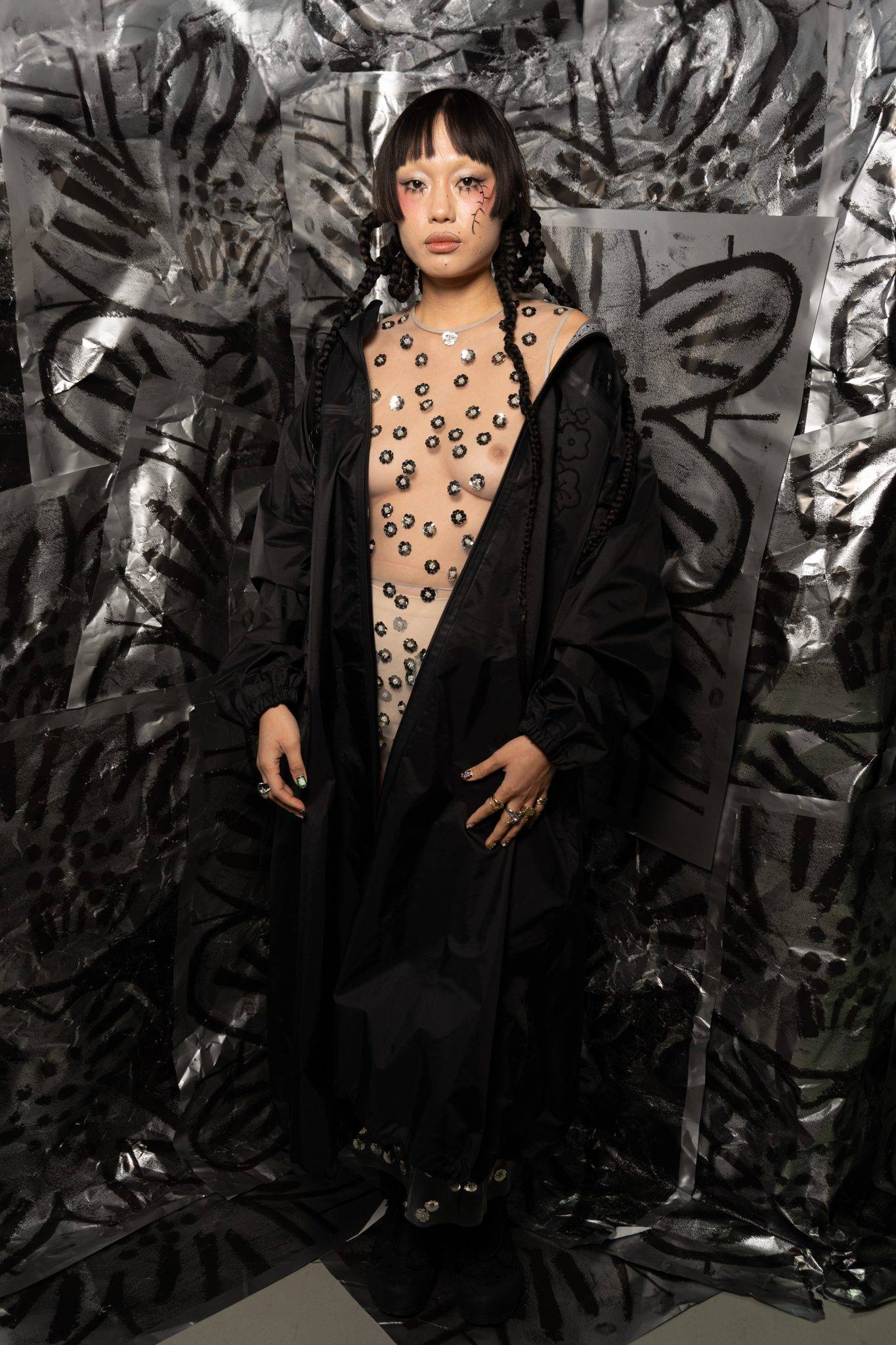  - “Untitled Flowers”, un avant-goût du printemps signé Cecilie Bahnsen