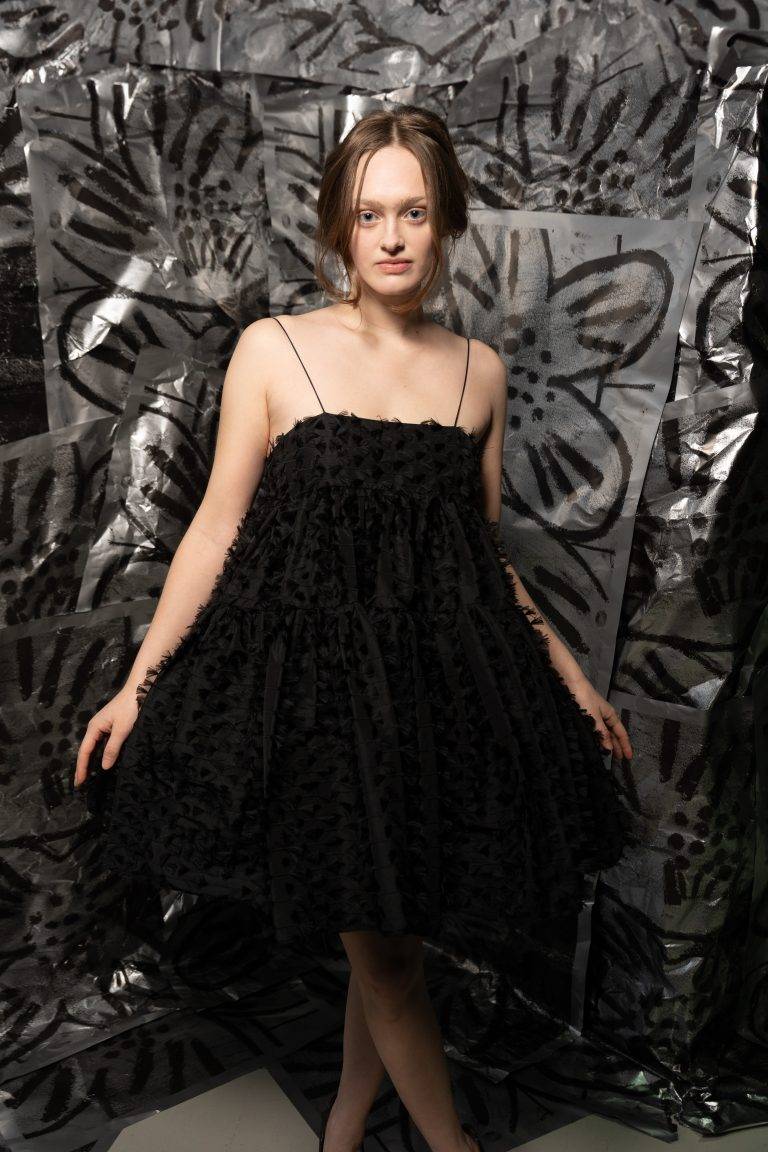  - “Untitled Flowers”, un avant-goût du printemps signé Cecilie Bahnsen