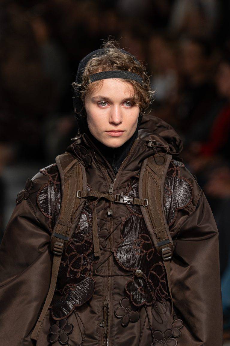 “Untitled Flowers”, un avant-goût du printemps signé Cecilie Bahnsen