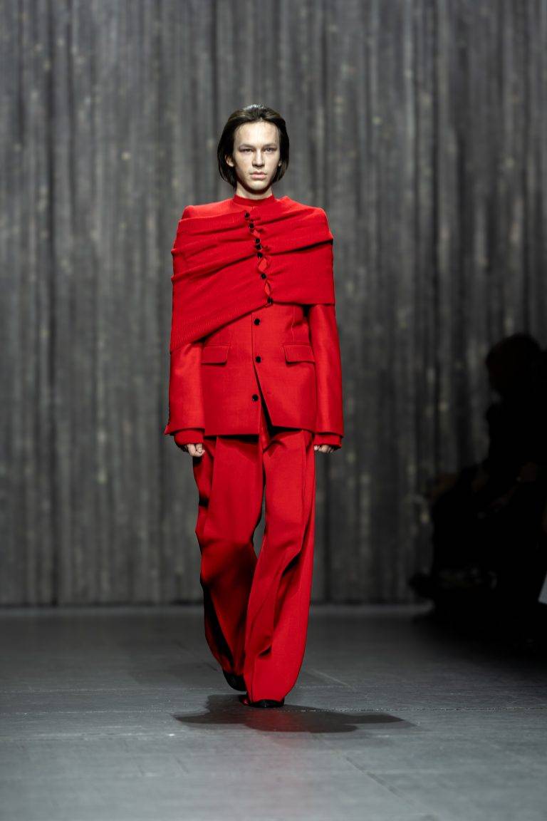 ALAINPAUL présente ses silhouettes inspirées par le monde du ballet