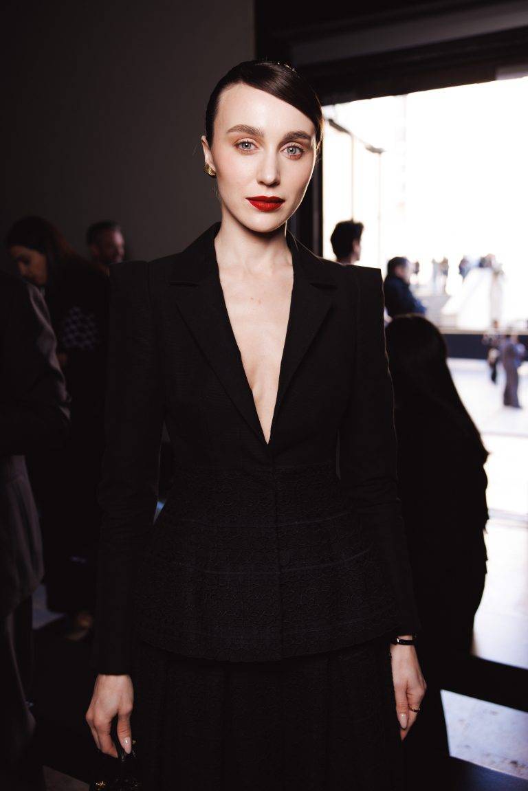  - Elie Saab FW 25/26: High-Altitude Sophistication