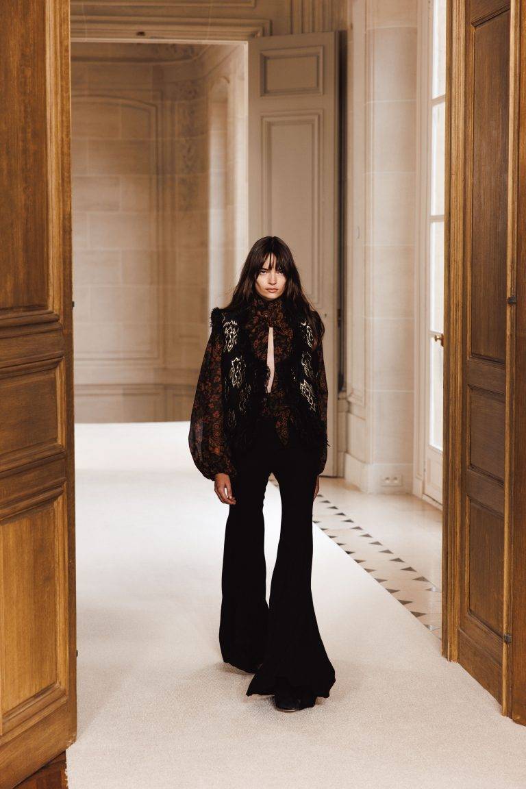 Giambattista Valli Presents a Collection Based on Fluidity, Elegance and Comfort