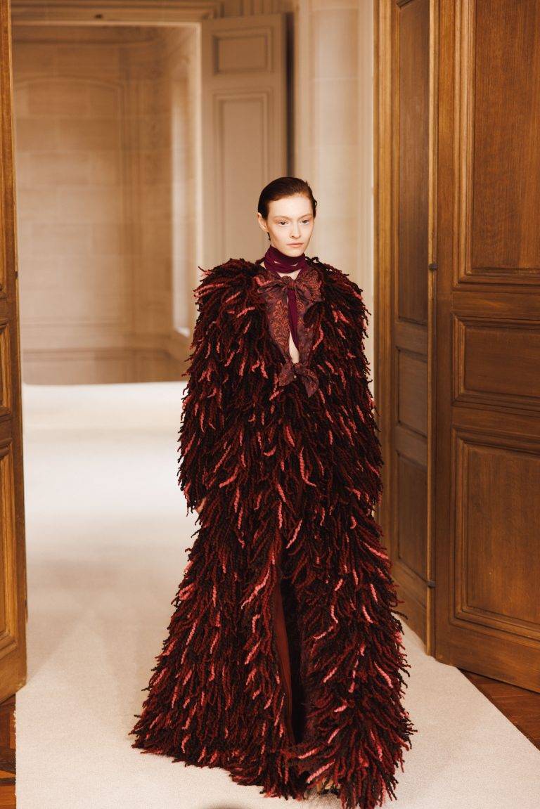 Giambattista Valli Presents a Collection Based on Fluidity, Elegance and Comfort