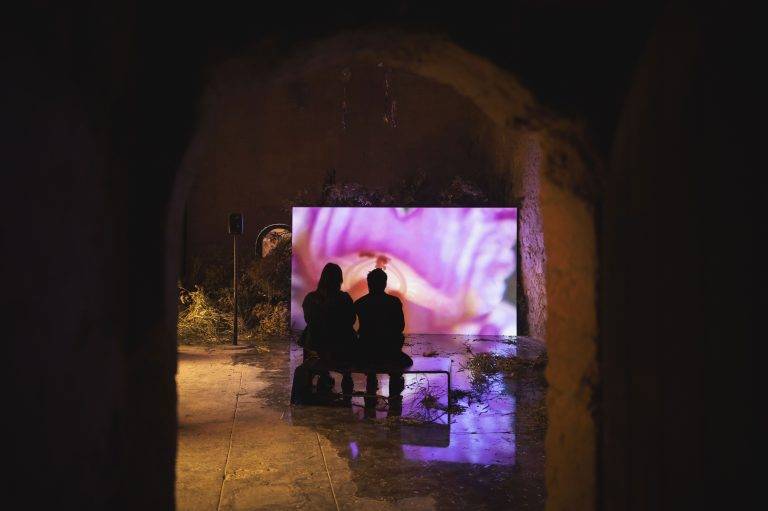 Au Mucem, Laure Prouvost s’empare du fort Saint-Jean avec “Au fort, les âmes sont”