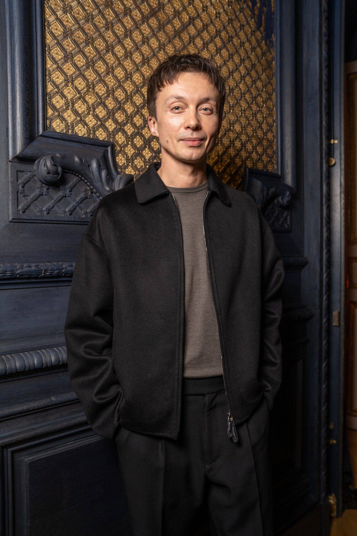  - Place Vendôme Buzzes with Chaumet’s Precious Bees