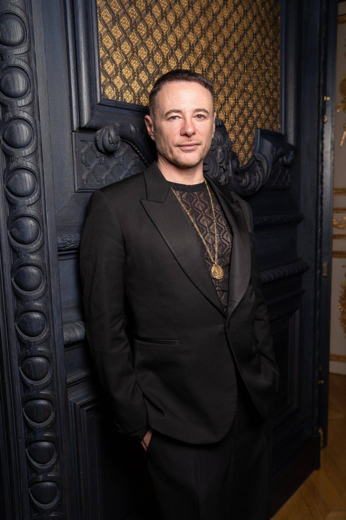 - Chaumet fait virevolter ses précieuses abeilles Place Vendôme