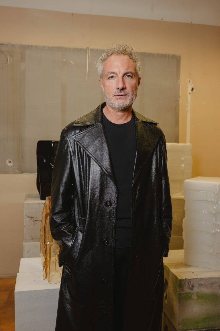  - L’ora zero della forma: 6:AM debutta alla Milano Design Week con “Two-Fold Silence”