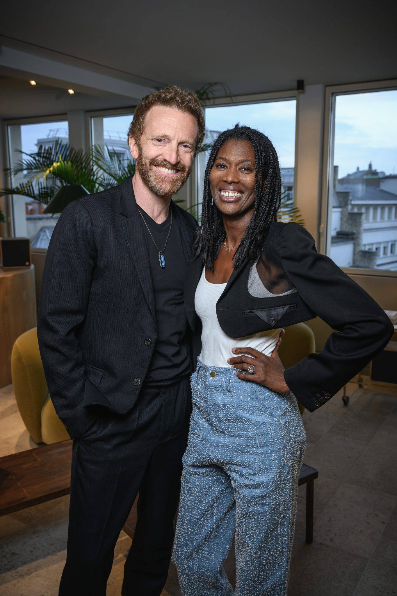  - Nimette ouvre son salon parisien rue Saint-Honoré