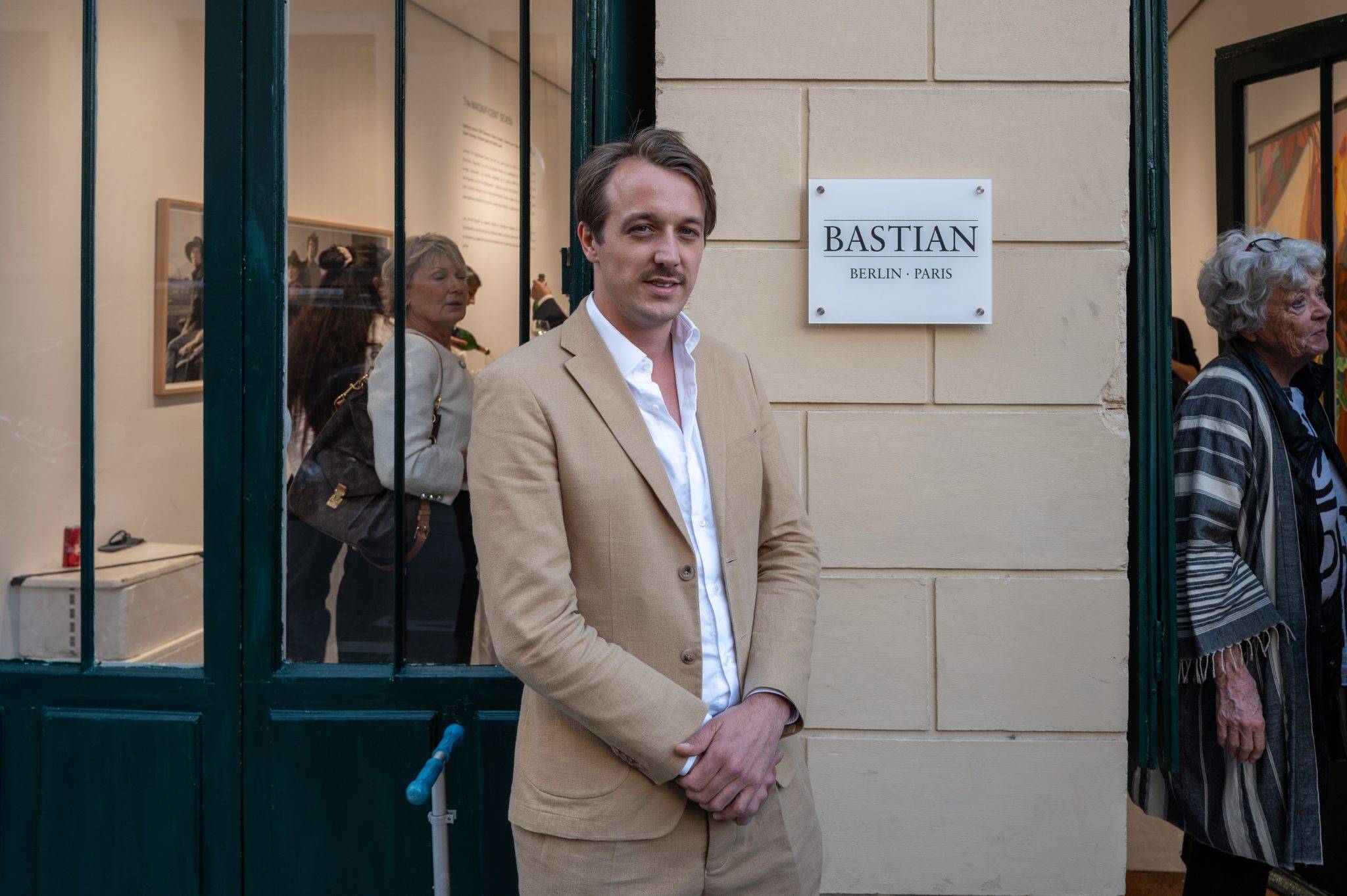  - La galerie berlinoise BASTIAN pose ses valises à Paris