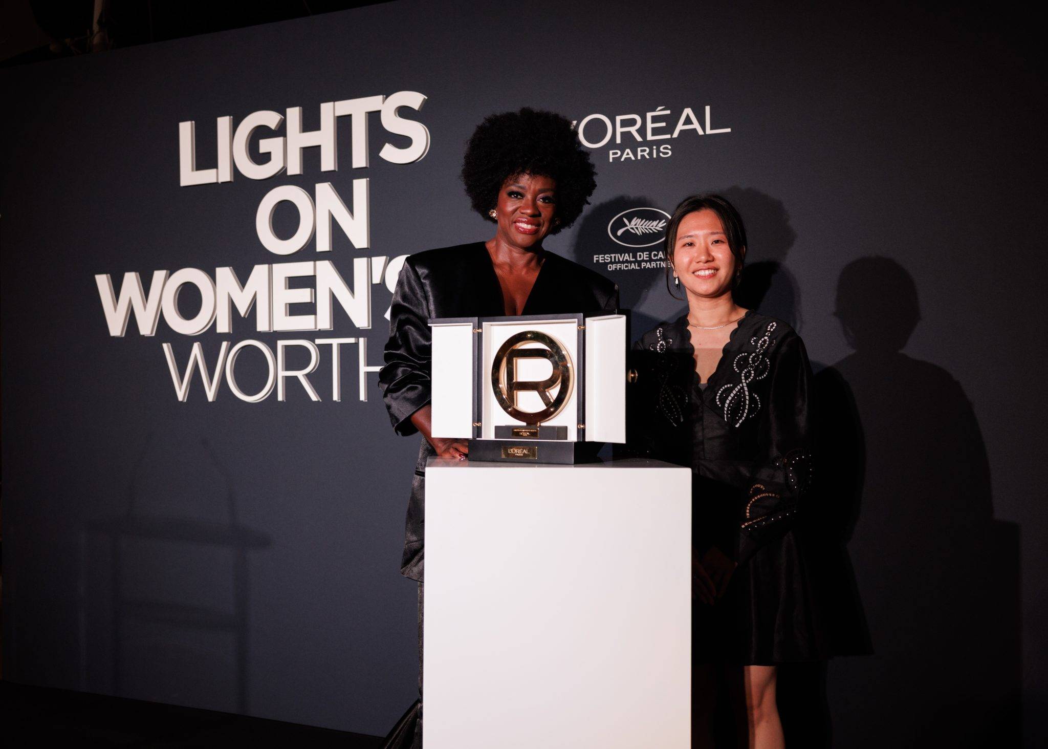  - La 5e édition du prix Lights on Women’s Worth par L’Oréal Paris