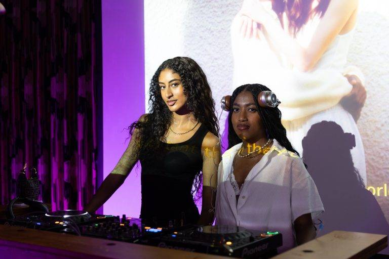  - American Vintage Lands in London for its Anniversary Tour