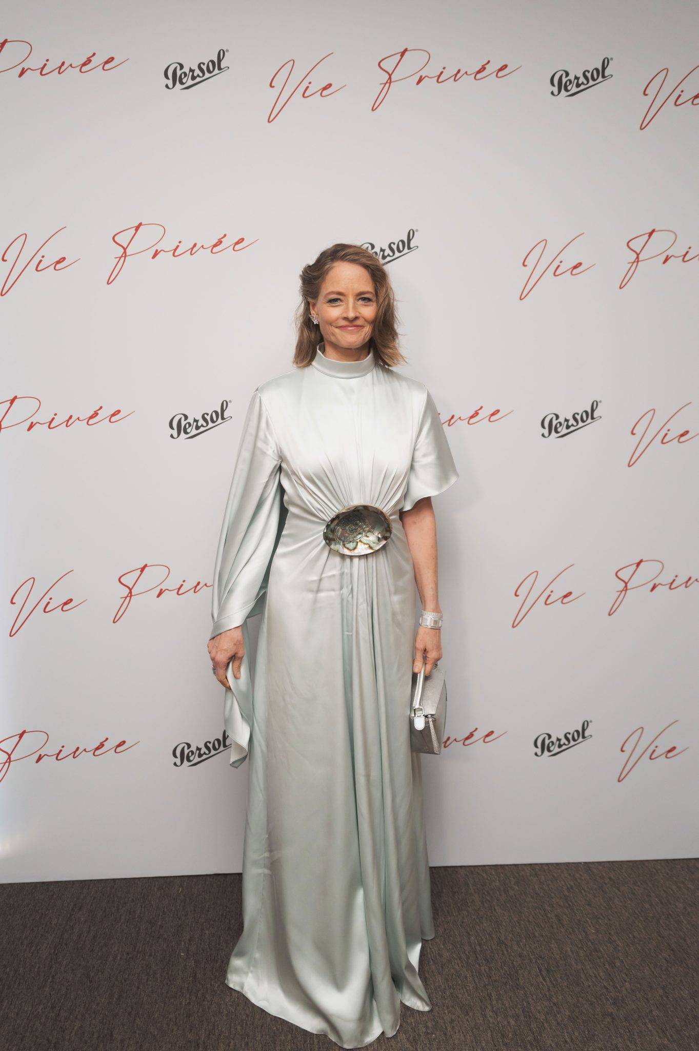  - Jodie Foster Makes a Big Comeback in “Vie Privée”