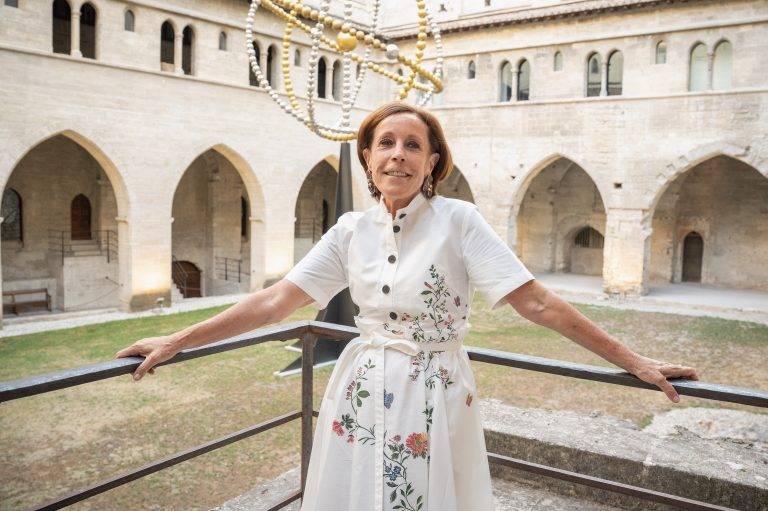  - Jean-Michel Othoniel dévoile son exposition d’envergure au coeur de la cité des papes