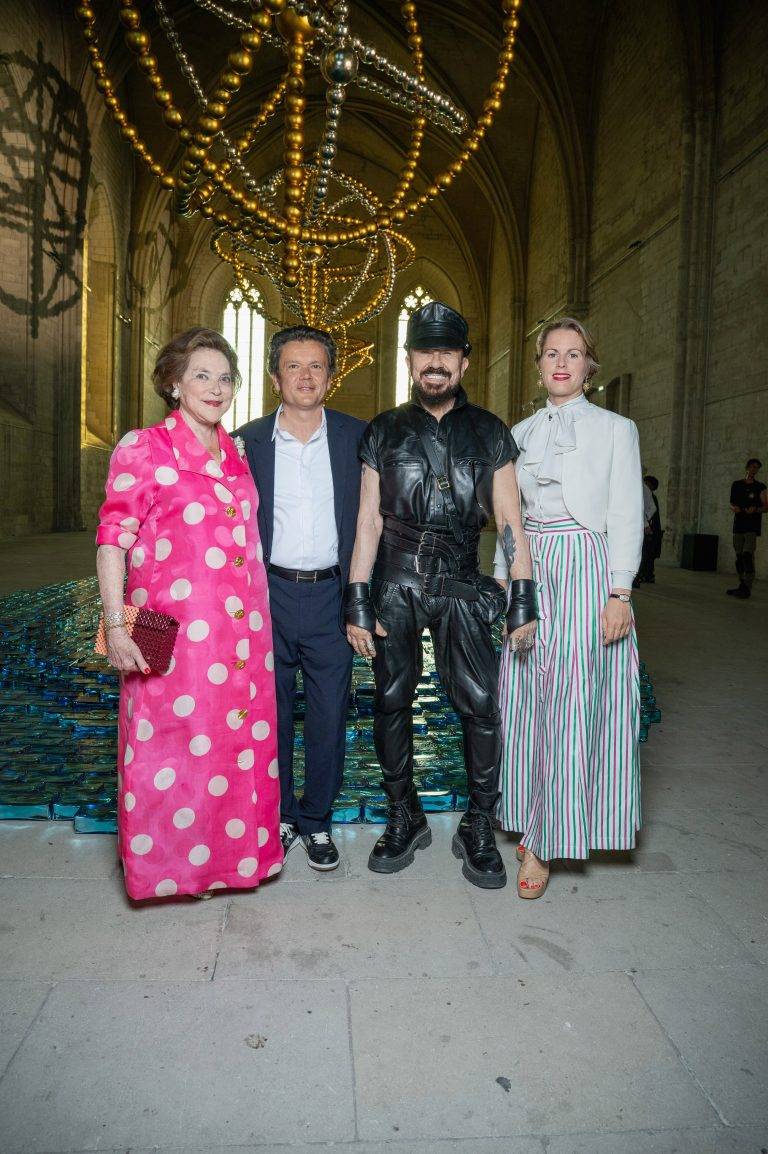  - Jean-Michel Othoniel dévoile son exposition d’envergure au coeur de la cité des papes