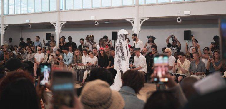 The Desert Becomes A Fertile Ground with “Steps to Nowhere” by 3.Paradis