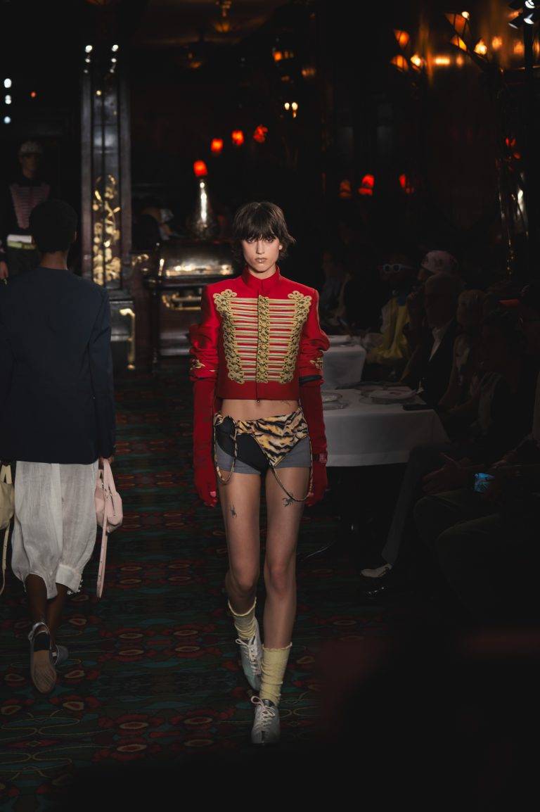 Kenzo sort ses griffes chez Maxim’s