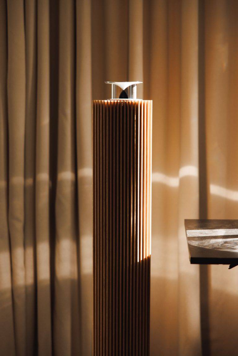 Les Bains Paris & Bang & Olufsen célèbrent leurs anniversaires avec une suite d’exception