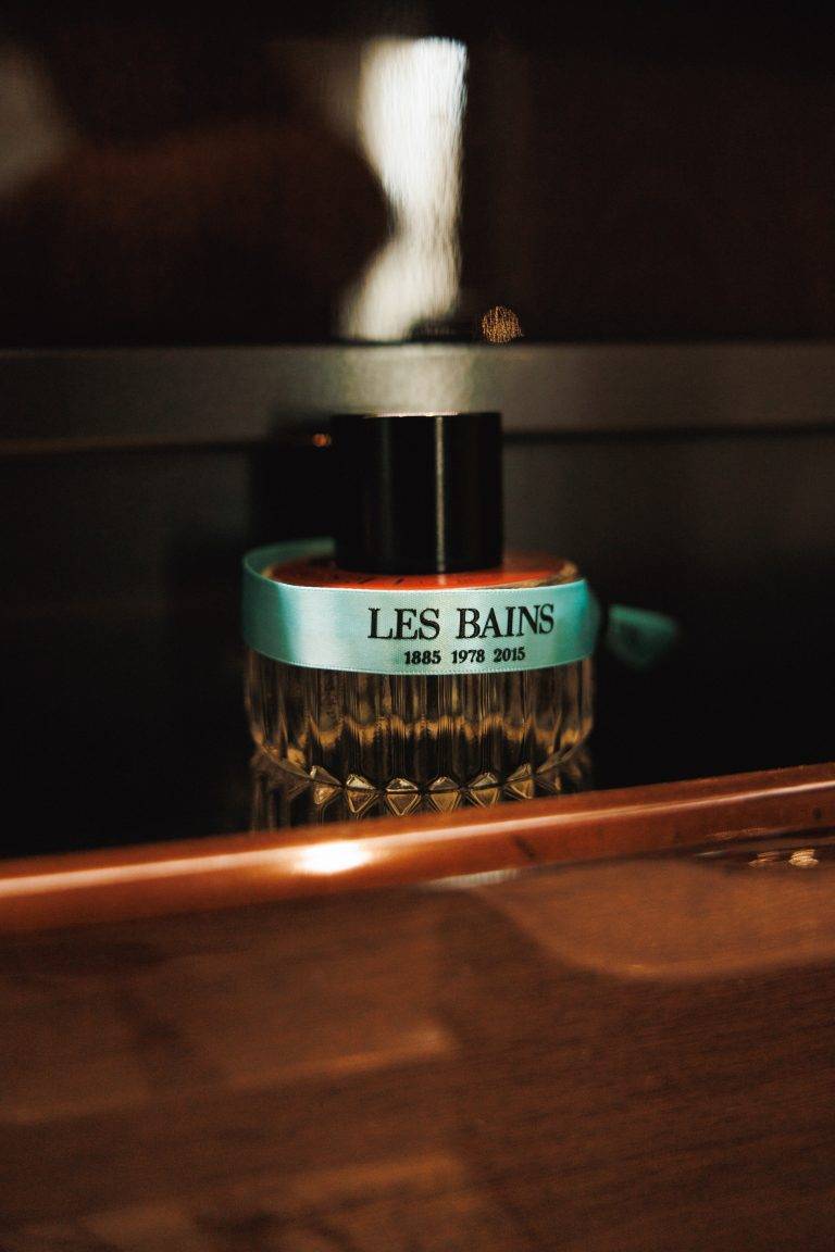 Les Bains Paris & Bang & Olufsen célèbrent leurs anniversaires avec une suite d’exception