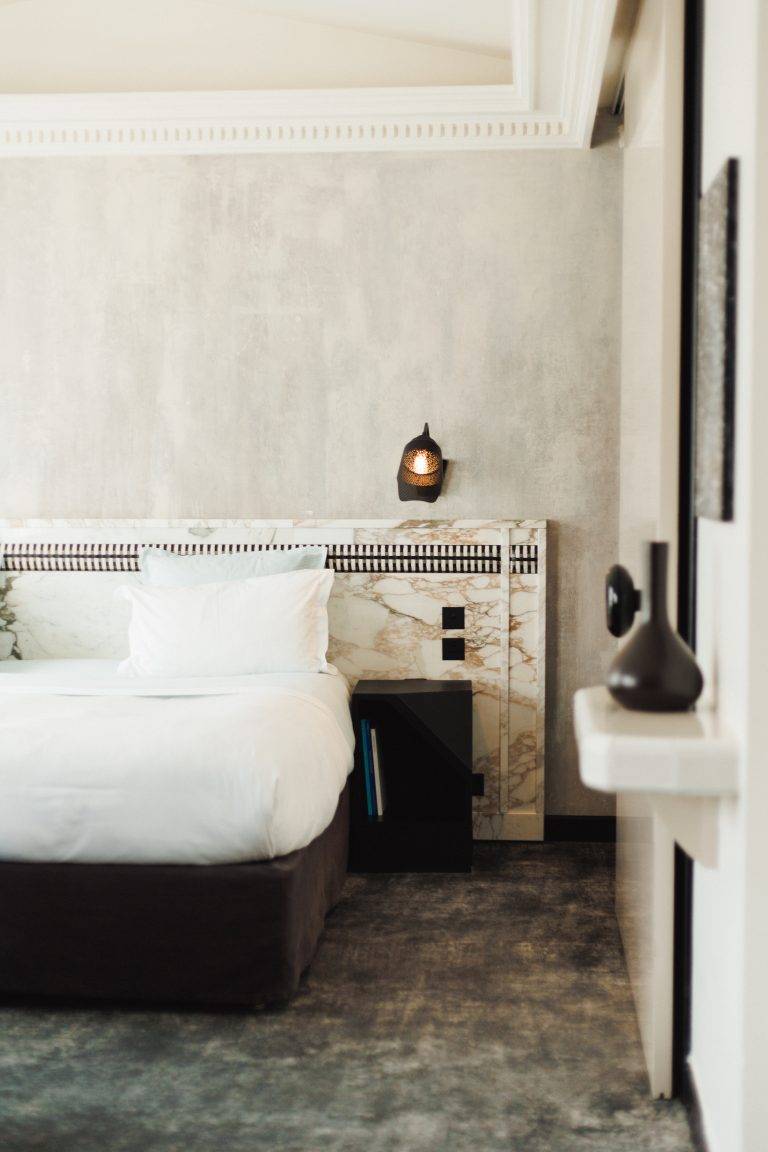 Les Bains Paris & Bang & Olufsen célèbrent leurs anniversaires avec une suite d’exception