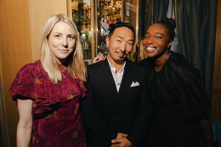  - 11 Juillet fait ses débuts à Paris pendant la Haute Couture