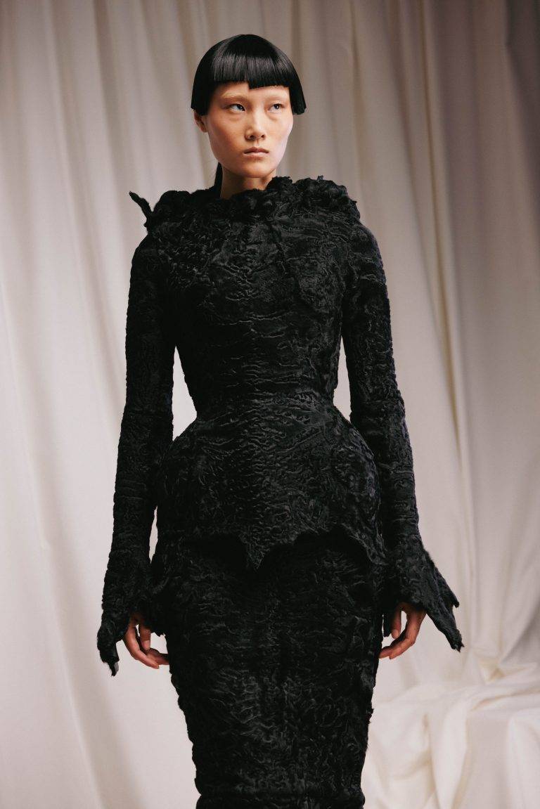 Ashi Studio Revisits the Vogue of Yesteryear