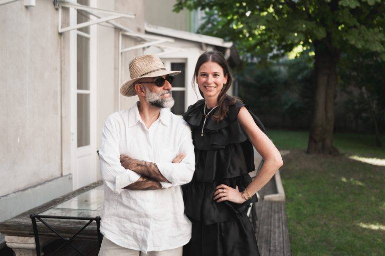  - dinh van célèbre sa collection Menottes perles à l’occasion d’une Garden Party chez Amélie Maison d’Art