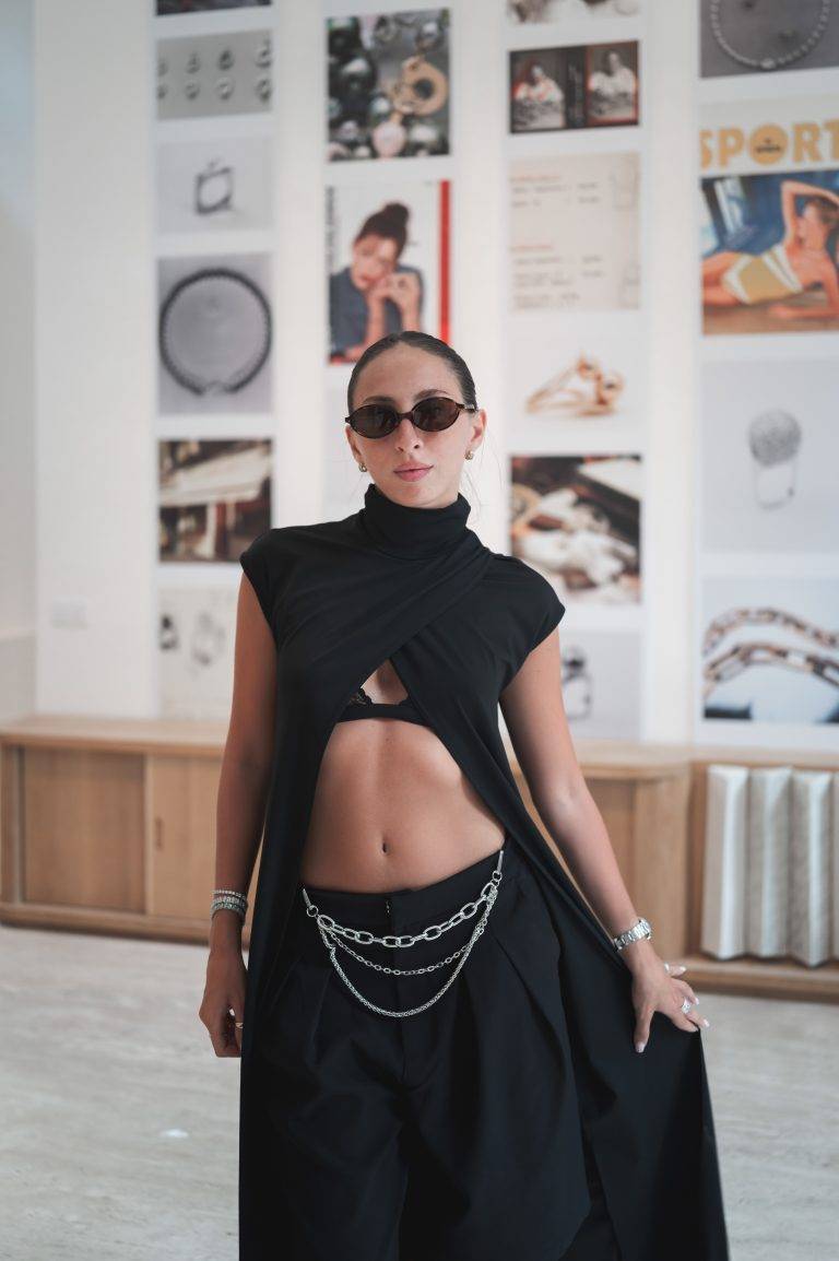  - dinh van célèbre sa collection Menottes perles à l’occasion d’une Garden Party chez Amélie Maison d’Art