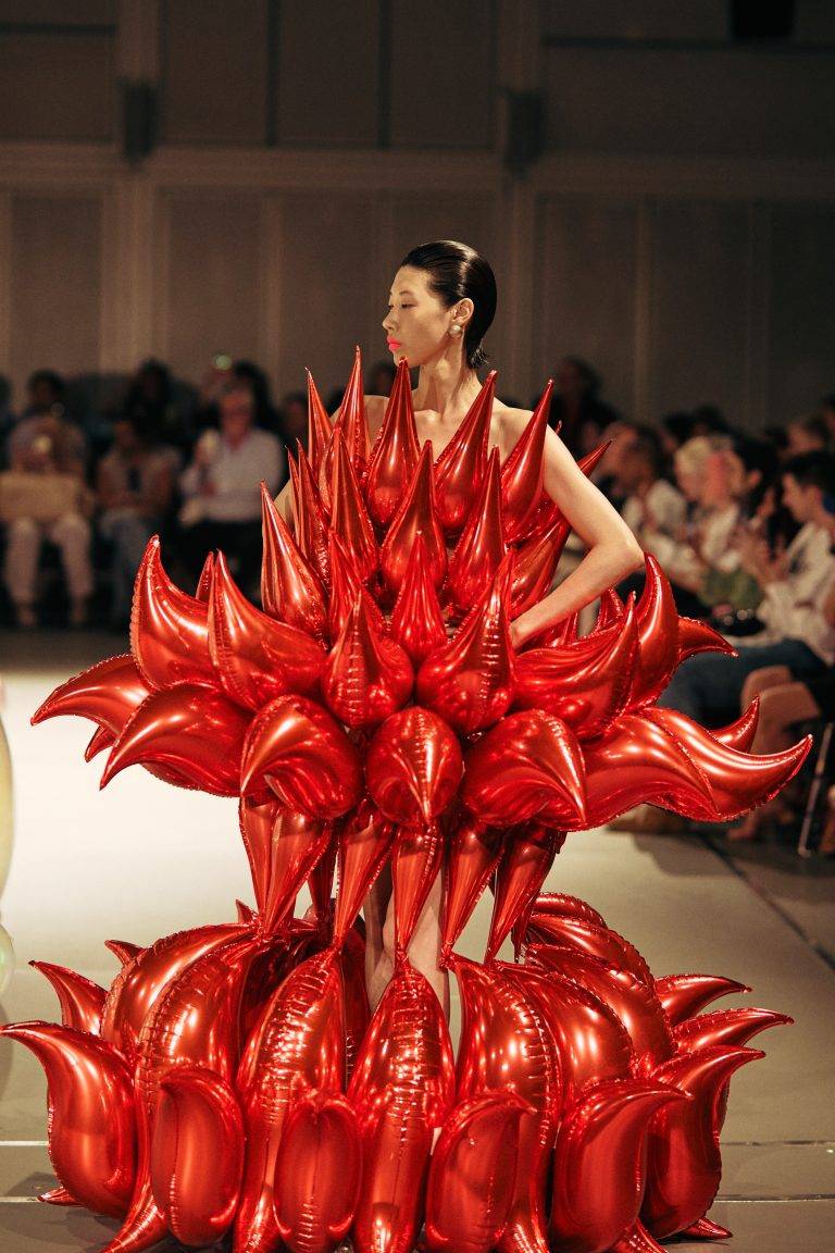 Les joueuses de Germanier batifolent entre esprit ludique et minutie Couture